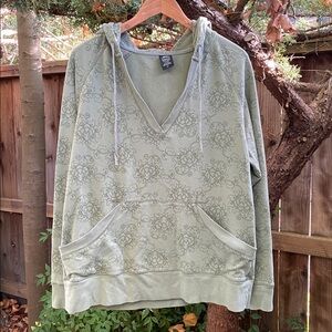 REI women’s sweatshirt hoodie XL organic cotton pattern v-neck sweater